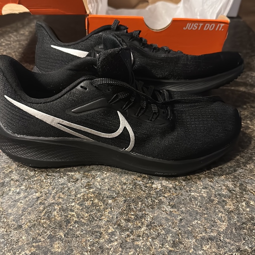 Nike AIR zoom pegasus